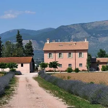 Casco Dell'acqua * Trevi