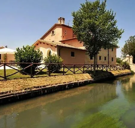 Casco Dell'acqua Landhaus